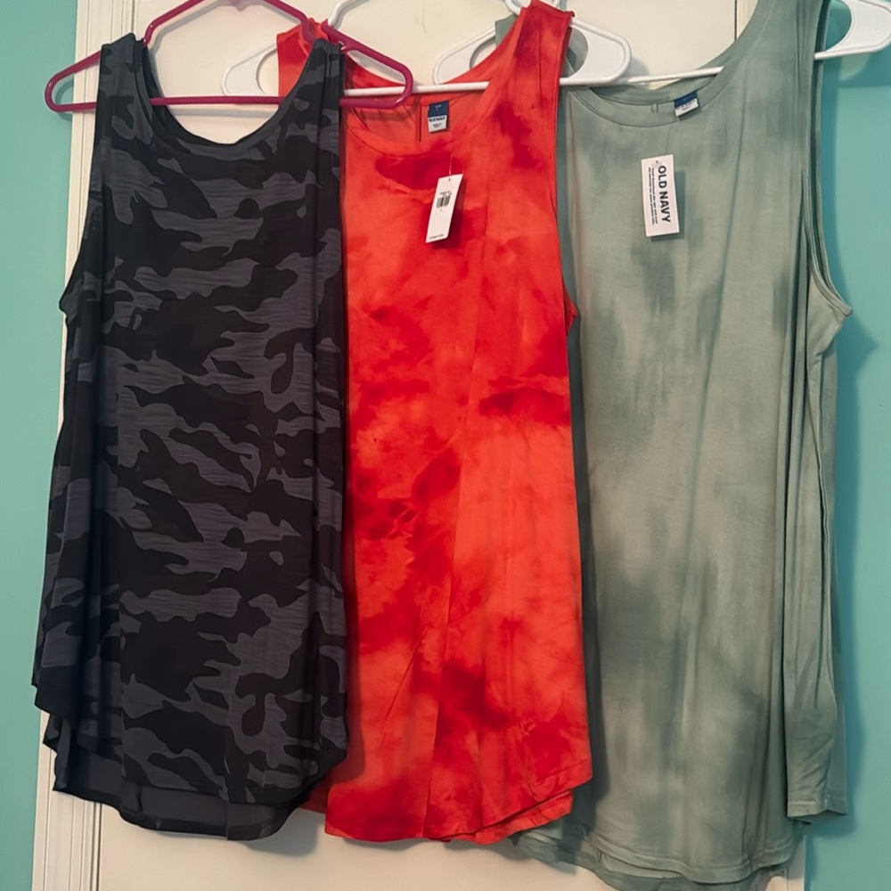 Old Navy Tank Top Bundle